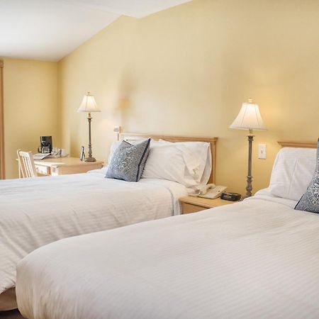 Smugglers Cove Inn Lunenburg Zewnętrze zdjęcie
