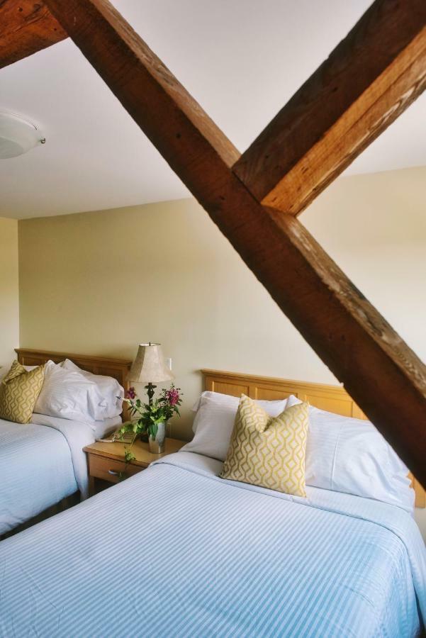 Smugglers Cove Inn Lunenburg Zewnętrze zdjęcie